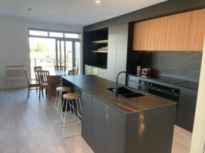 Luxury Penthouse, Gisborne